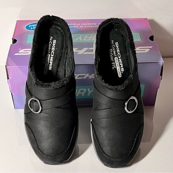 Skechers Commute Time Cozyy Chenille-Lined Vegan Clogs - Picture 4 of 6